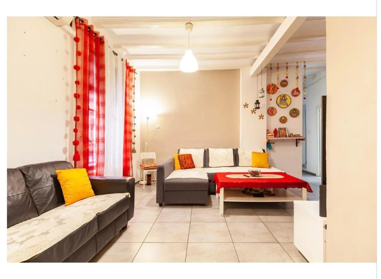 Room Centric Place De Barcelona Spain